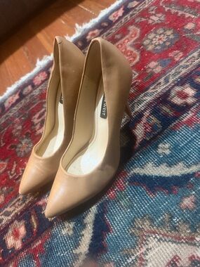 Nine West Nude/Tan Pointed-Toe Stiletto Pumps